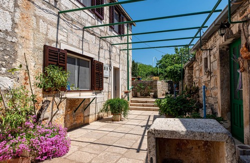 Zrnovo Apartment | Studio flat with terrace Žrnovo, Korčula (AS-9239-a)