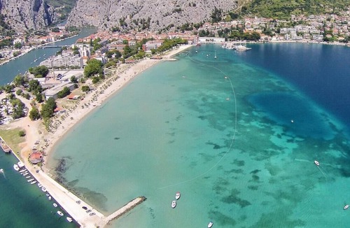 Borak Apartment | Studio flat with terrace and sea view Omiš (AS-20906-a)
