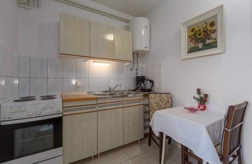 Tar-Vabriga Apartment | Studio flat with terrace Tar, Poreč (AS-6948-a)