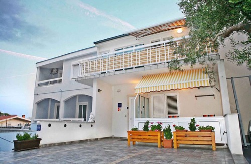 Baska Voda Apartment | Studio with balcony and air conditioning