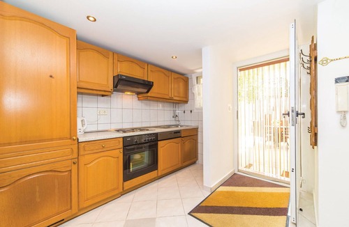 Kastel Kambelovac Apartment | Stunning apartment in Kastel Kambelovac