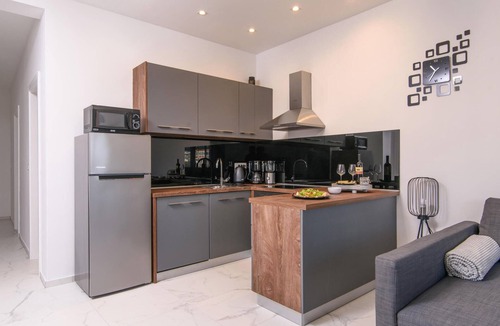Kastel Gomilica Apartment | Stunning apartment in Kastel Gomilica with WiFi