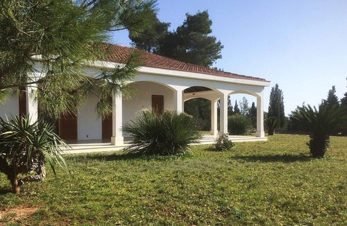 Gdinj Apartment | Stunning apartment in Gdinj with WiFi
