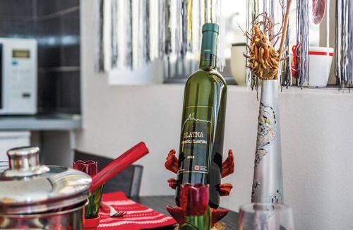 Baric Draga Apartment | Stunning apartment in Karlobag with WiFi