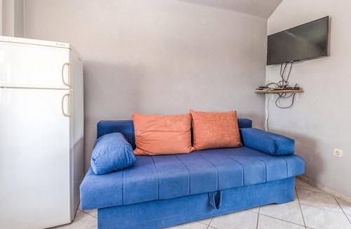 Kakma Apartment | Stunning apartment in Kakma with swimming pool