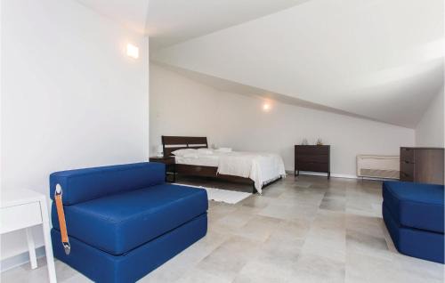 Zidarici Apartment | Stunning Apartment In Malinska