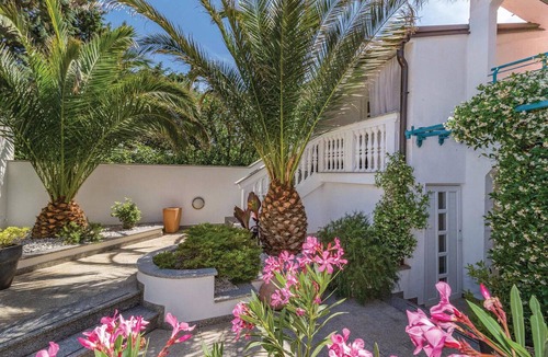 Pjescana Uvala Apartment | Stunning apartment in Pula with WiFi