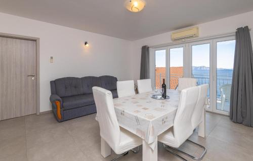 Vratarusa Apartment | Stunning Apartment In Senj With Wifi