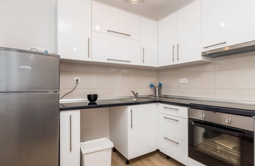 Vlasici Apartment | Stunning apartment in Vlasici with WiFi