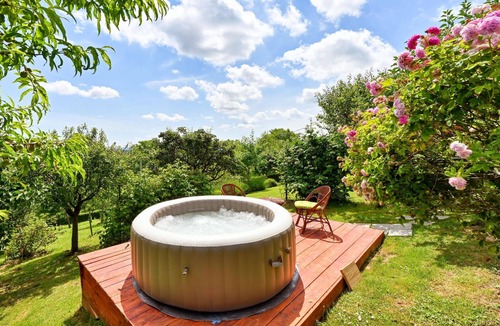 Gornji Kneginec House | Stunning home in Gornji Kneginec with WiFi