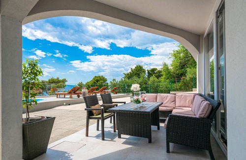 Brela House | Stunning home in Brela