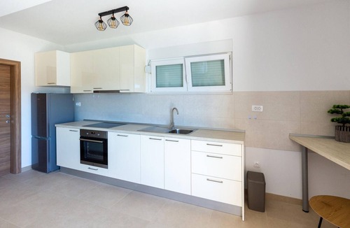 Duba House | Stunning home in Duba with house sea view