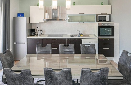 Kastel Sucurac House | Stunning home in Kastel Sucurac with sauna