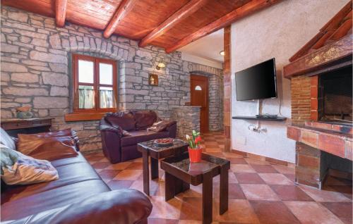 Hrboki House | Stunning Home In Hrboki