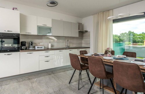 Strmac House | Stunning home in Labin