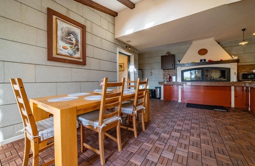 Okrug Gornji House | Stunning home in Okrug Gornji