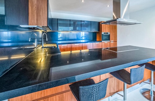Okrug Gornji House | Stunning home in Okrug Gornji