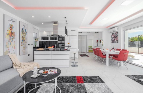 Mali Maj House | Stunning home in Porec