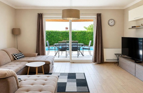 Mugeba House | Stunning home in Porec