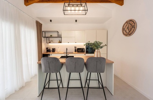 Pridraga House | Stunning home in Pridraga
