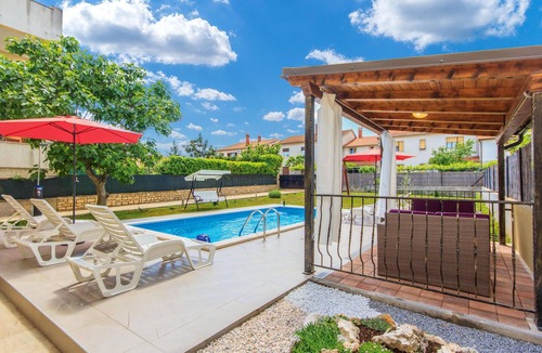 Valdebek House | Stunning home in Pula
