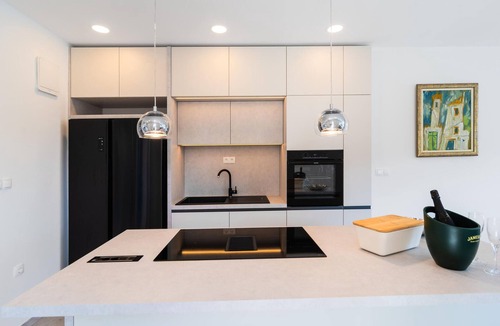 Rogac House | Stunning home in Rogac with house sea view