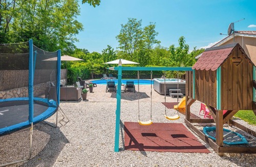 Sveta Nedelja House | Stunning home in Snasici