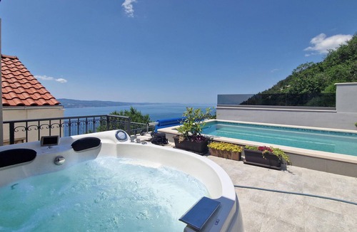 Stanici House | Stunning home in Stanici