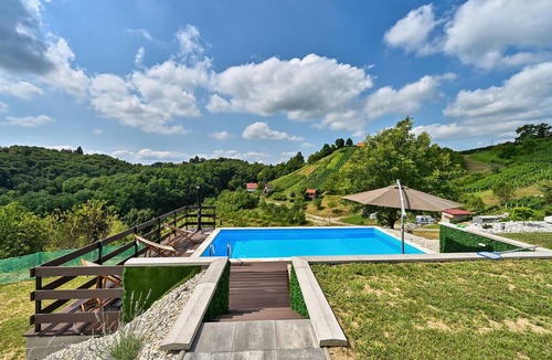 Vinica House | Stunning home in Vinica Breg