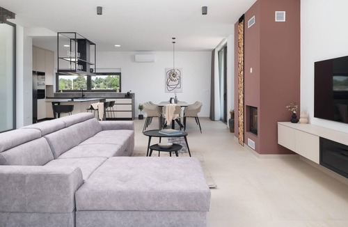 Vrsi House | Stunning home in Vrsi with sauna