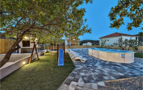 Vrsine House | Stunning Home In Vrsine With Wifi