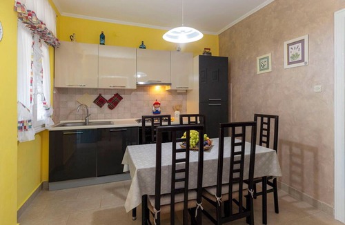 Viskovici House | Stunning private villa for 4 guests with WIFI, A/C, TV and terrace