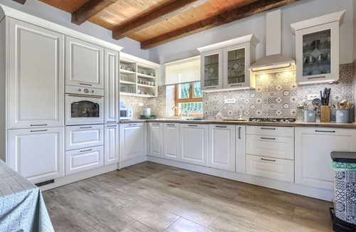 Vosteni Villa | Stunning private villa for 8 people with private pool, WIFI, A/C, TV, terrace and panoramic view