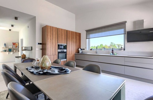 Jursici Villa | Stunning private villa for 8 guests with A/C, private pool, WIFI, TV and patio