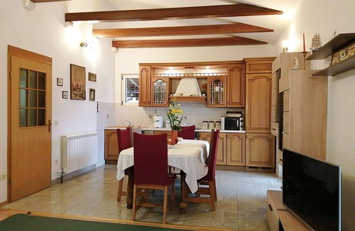 Rudine House | Stunning private villa for 10 people with WIFI, A/C, private pool, TV, terrace and pets allowed
