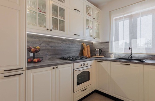 Lovinac House | Stunning private villa for 6 guests with private pool, WIFI, A/C, TV and patio
