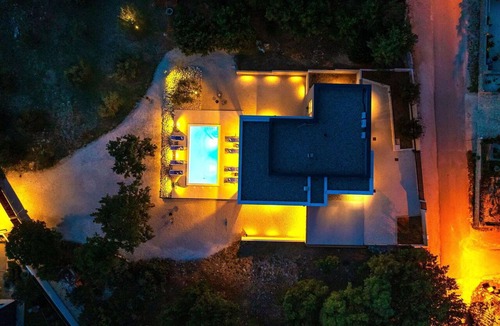 Maslenica Villa | Stunning private villa for 8 people with A/C, private pool, WIFI, TV and terrace