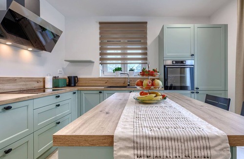 Buje Villa | Stunning private villa for 8 people with private pool, WIFI, A/C, TV and terrace