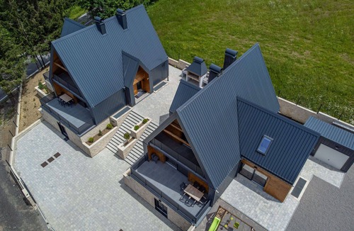 Kupjak House | Stunning private villa for 7 guests with A/C, WIFI, hot tub, TV and terrace
