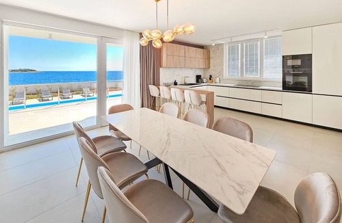 Rogoznica Villa | Stunning private villa for 8 people with A/C, WIFI, private pool, TV and terrace