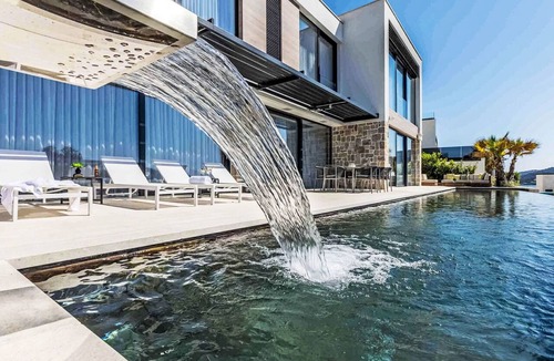 Podglavica Villa | Stunning private villa for 6 people with A/C, WIFI, private pool, TV and terrace