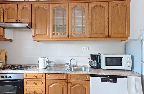 Oklaj House | Stunning private villa for 2 people with internet, A/C, hot tub, terrace and pets allowed