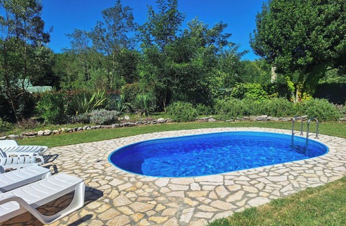 Makovci House | Stunning private villa with A/C, WIFI, private pool, TV, terrace, pets allowed and panoramic view