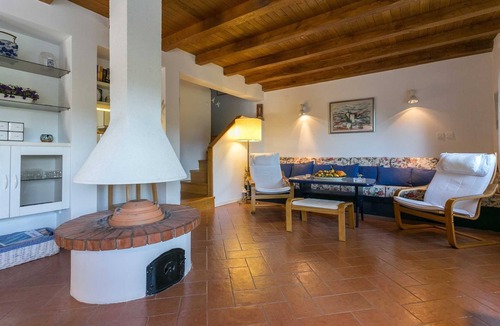 Mlini Villa | Stunning Red Cottage with pool