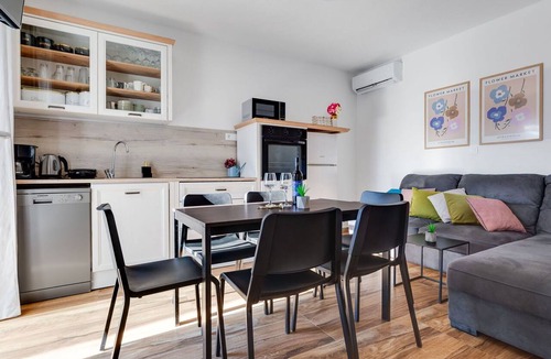 Zaboric House | Stunning villa for 5 guests with A/C, WIFI, private pool, TV and terrace