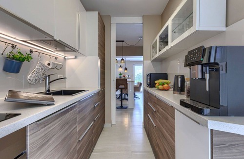 Salakovci House | Stunning villa for 6 people with WIFI, private pool, A/C, TV, terrace and panoramic view