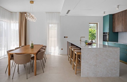 Kastel Luksic Villa | Stylish high-end home just 1,6 km from the beach featuring a heated 29 square meter pool, Table tennis,
