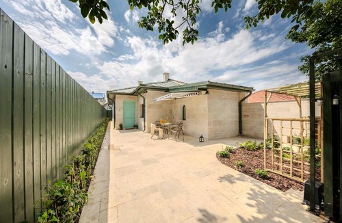 Eforie Sud House | Stylish Holiday Home Close to the Sea