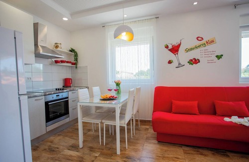 Skatari Apartment | Sun And Fun, Pula, Croatia