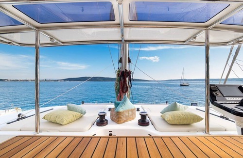 Kastel Gomilica Boat Rental | Sun-Kissed Sailing Adventure in Split, Croatia